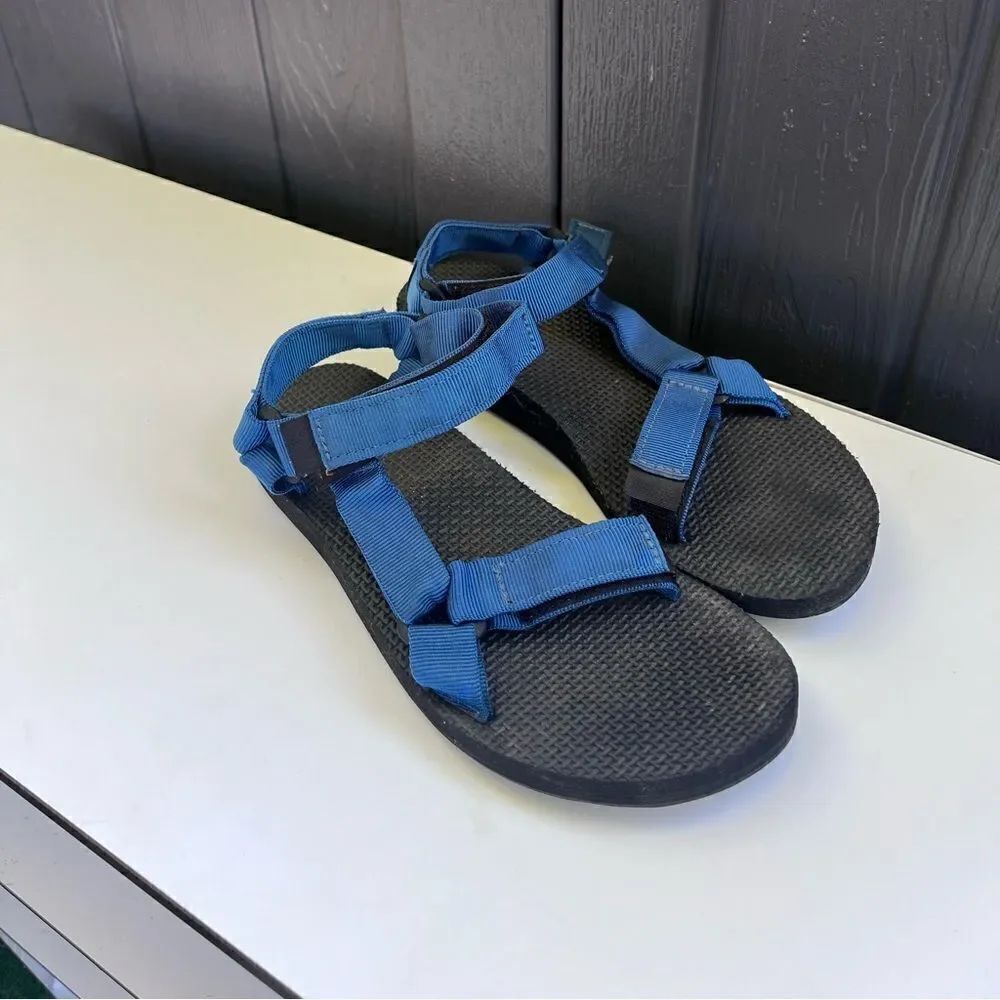 Teva Women Sandals & Flip-Flops - Blue size 7